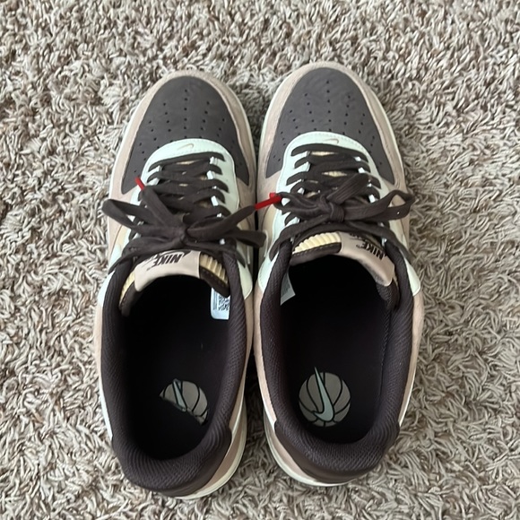 Nike Air Force 1 Tan - Picture 5 of 6